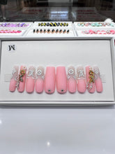 Load image into Gallery viewer, Handmade 1034 | Matte LV Nails