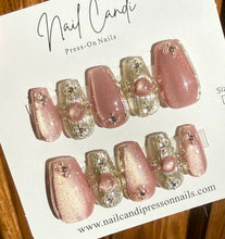 Load image into Gallery viewer, Mystery Set of Handmade Gel Nails 💅 💕