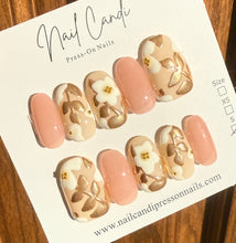 Load image into Gallery viewer, Mystery Set of Handmade Gel Nails 💅 💕