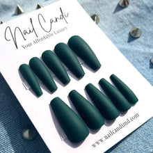 Load image into Gallery viewer, Forrester | Solid Matte Forest Green Nails