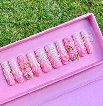Load image into Gallery viewer, Handmade Long Light Pink Square 3D Flower Nails
