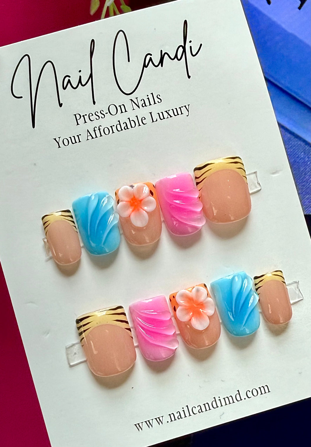 Handmade Extra Short Bright Flower Nails