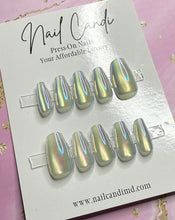 Load image into Gallery viewer, Semi-Handmade Opal Cateye Nails
