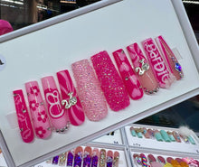 Load image into Gallery viewer, Handmade 1013| 2XL Pink Sugar Barb*e Nails
