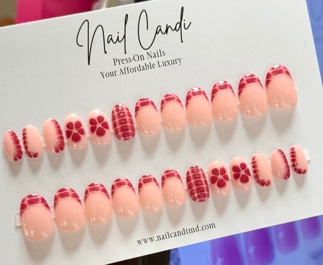 Posy 4| Short Round Croc Blooming Nails