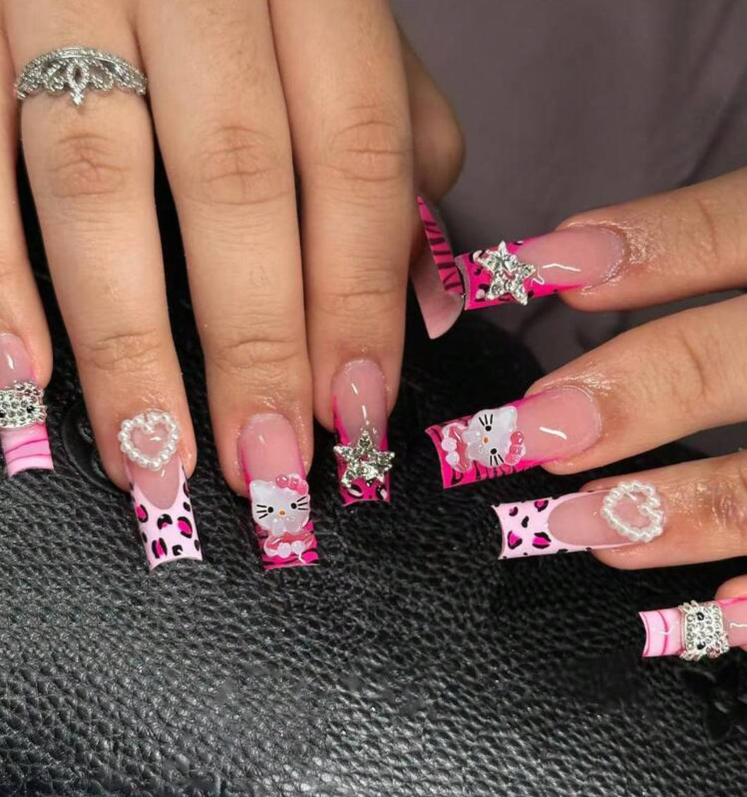 Y2K Kitty | Medium Pink Hello Kitty Nails