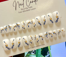 Load image into Gallery viewer, Lydia | Medium Square Matte Frost White Floral Nails
