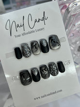 Load image into Gallery viewer, Handmade Short Black &amp; Silver Chrome Nails
