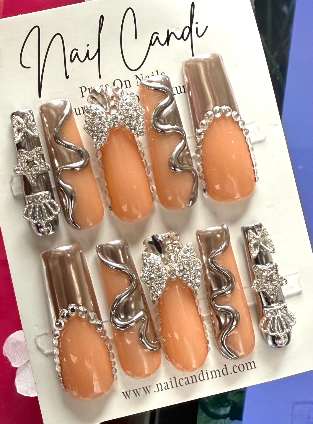 Handmade *Xiomara* 3D Silver Chrome Nails
