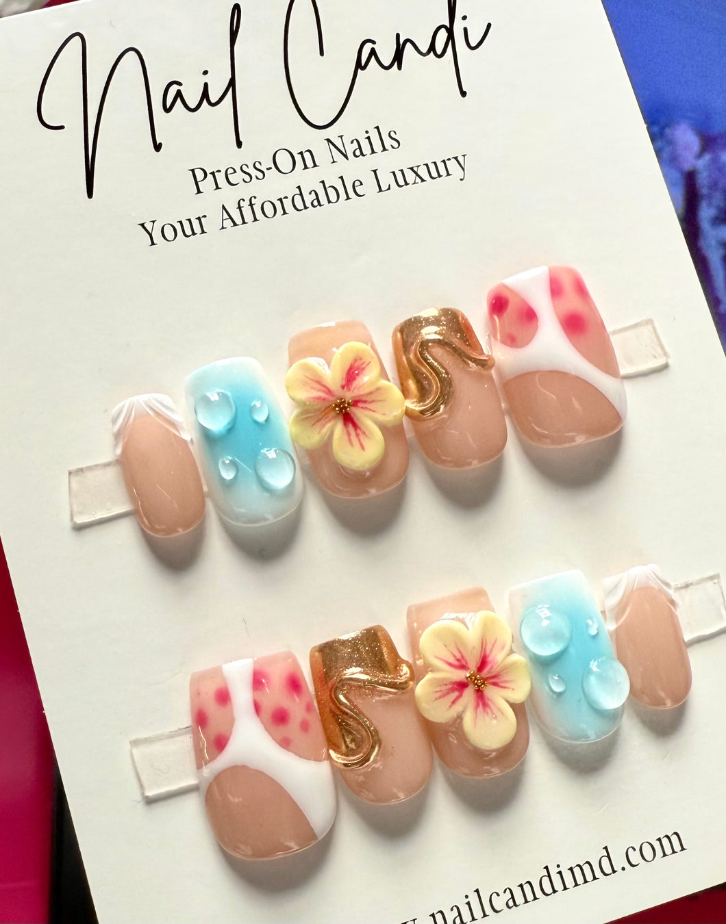 Handmade Pastel 3D Gold Accent Nails