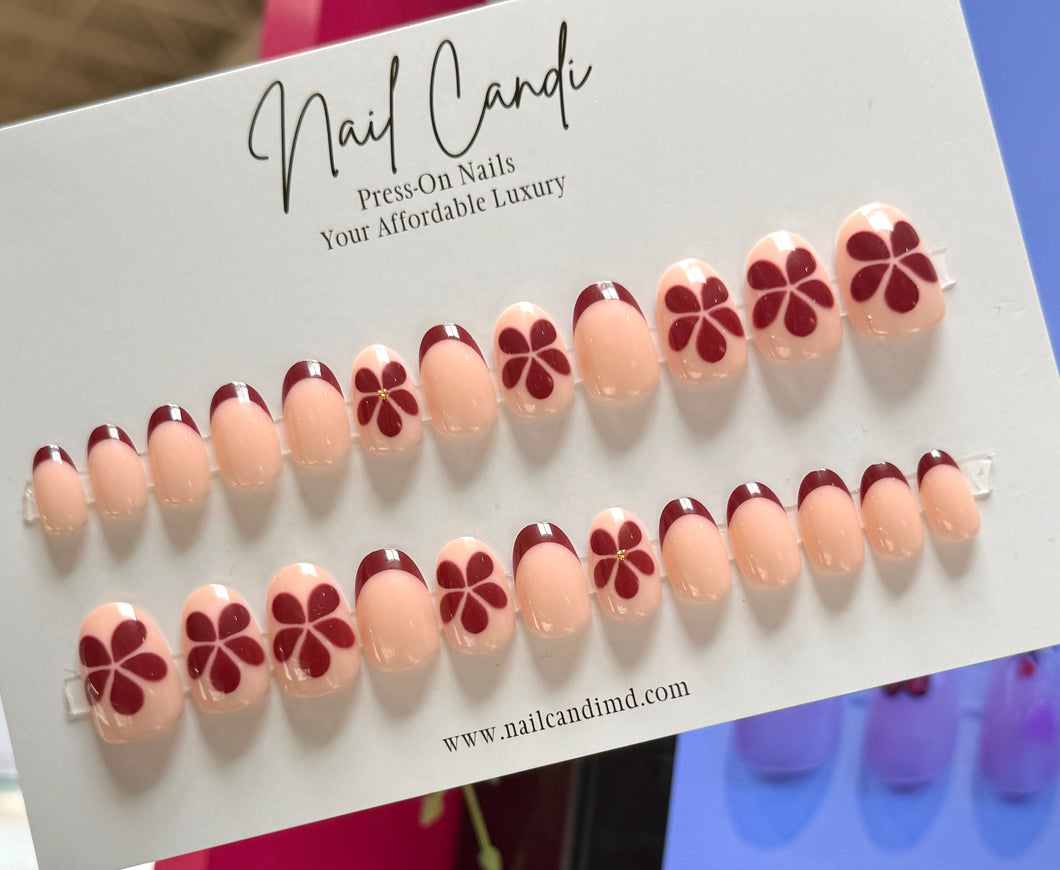 Posy 3 | Short Round French Blooming Nails
