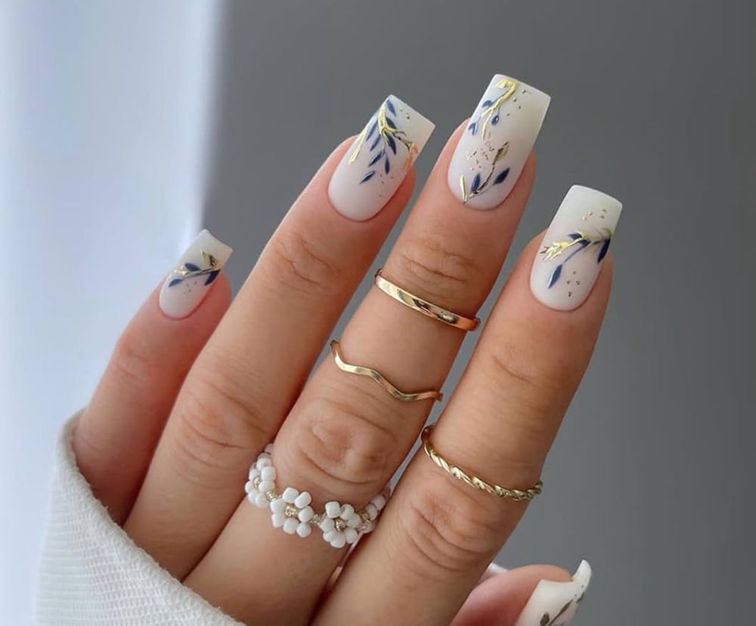 Lydia | Medium Square Matte Frost White Floral Nails