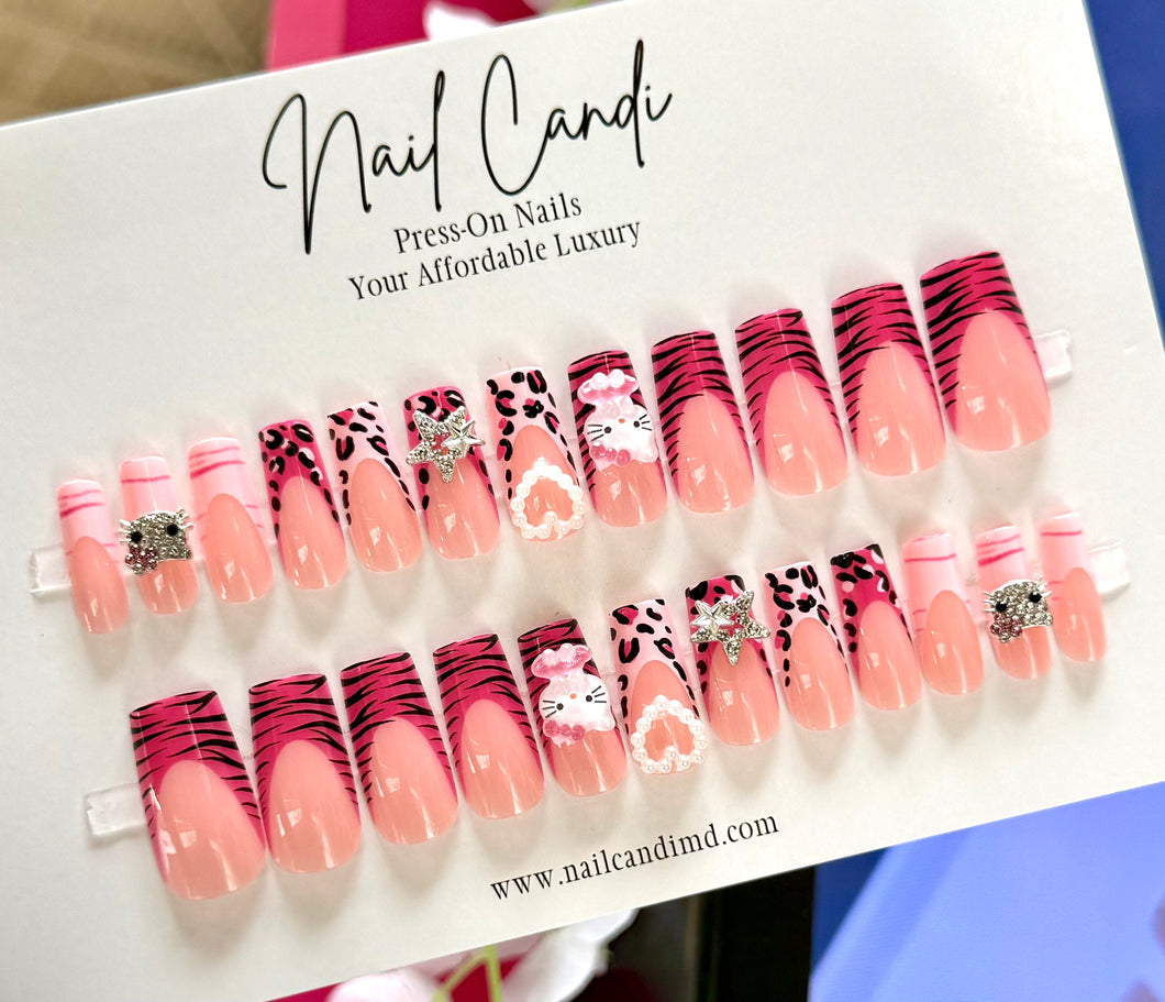 Y2K Kitty | Medium Pink Hello Kitty Nails