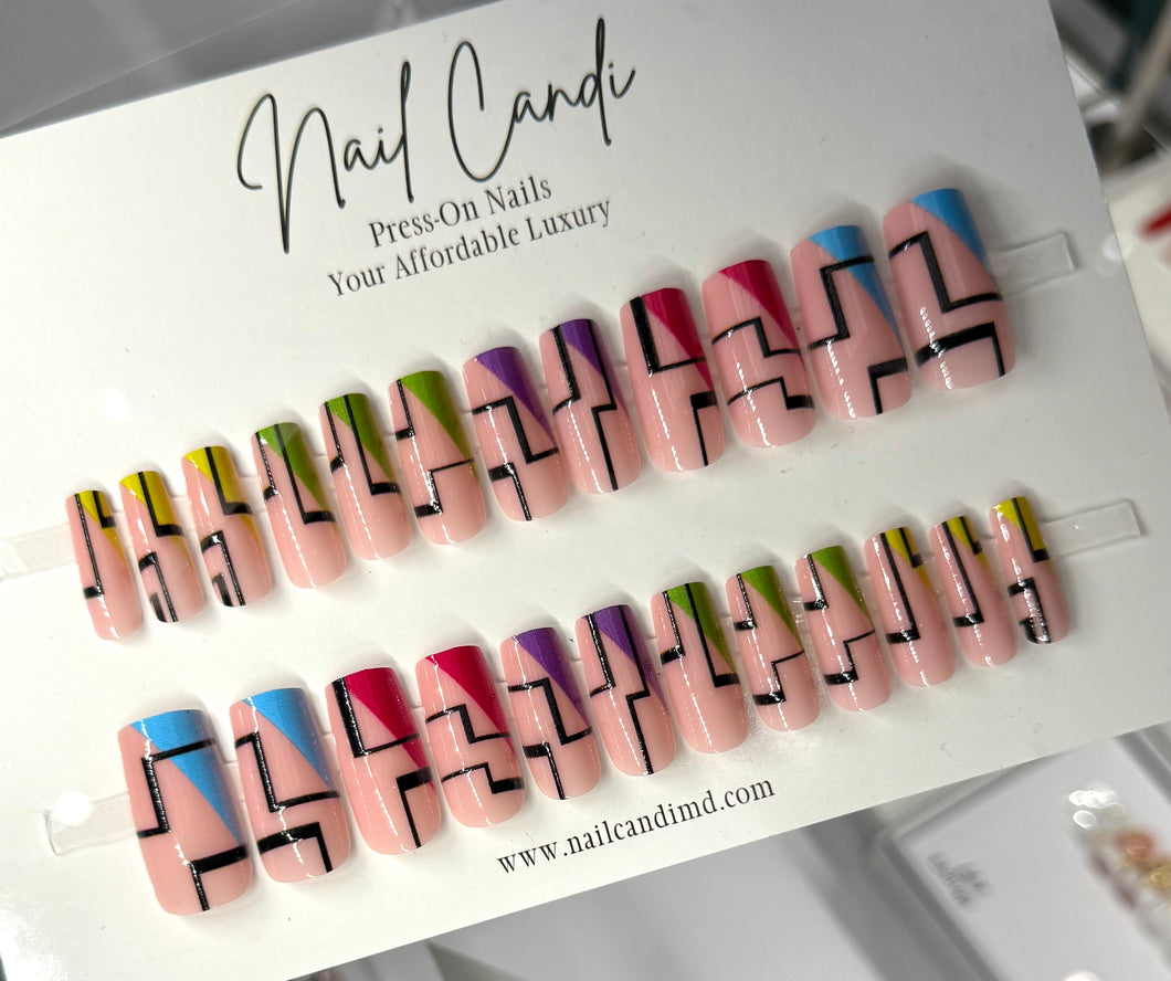 Ziggy | Medium Square Zig-Zag Fun Nails