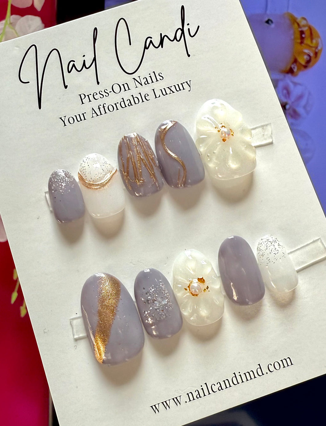 Handmade Periwinkle & Gold 3D Accent Nails