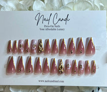 Load image into Gallery viewer, Golden | Medium Square White V-French Gold Nails
