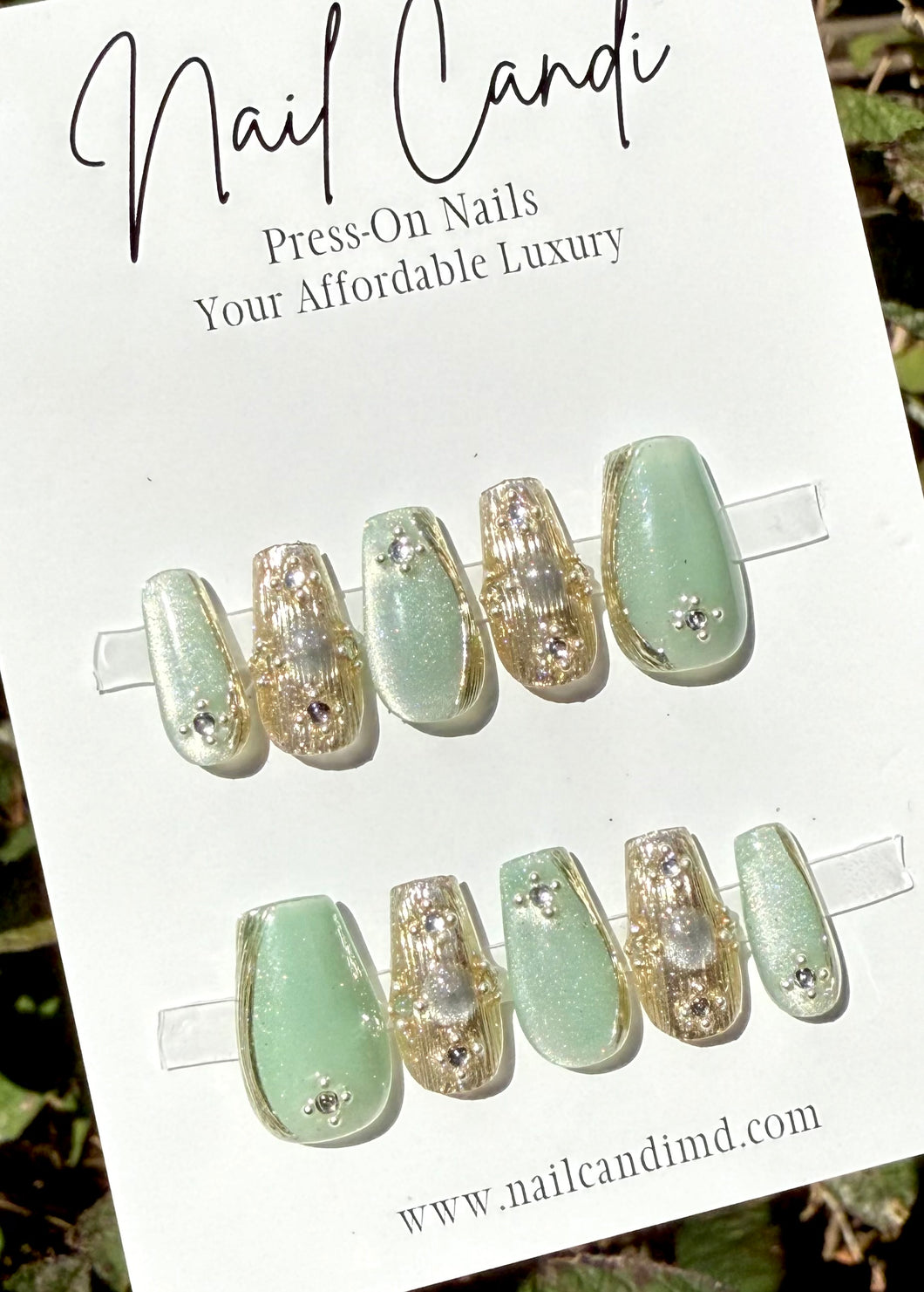 Handmade Medium Coffin 3D Mint & Gold Chrome Nails