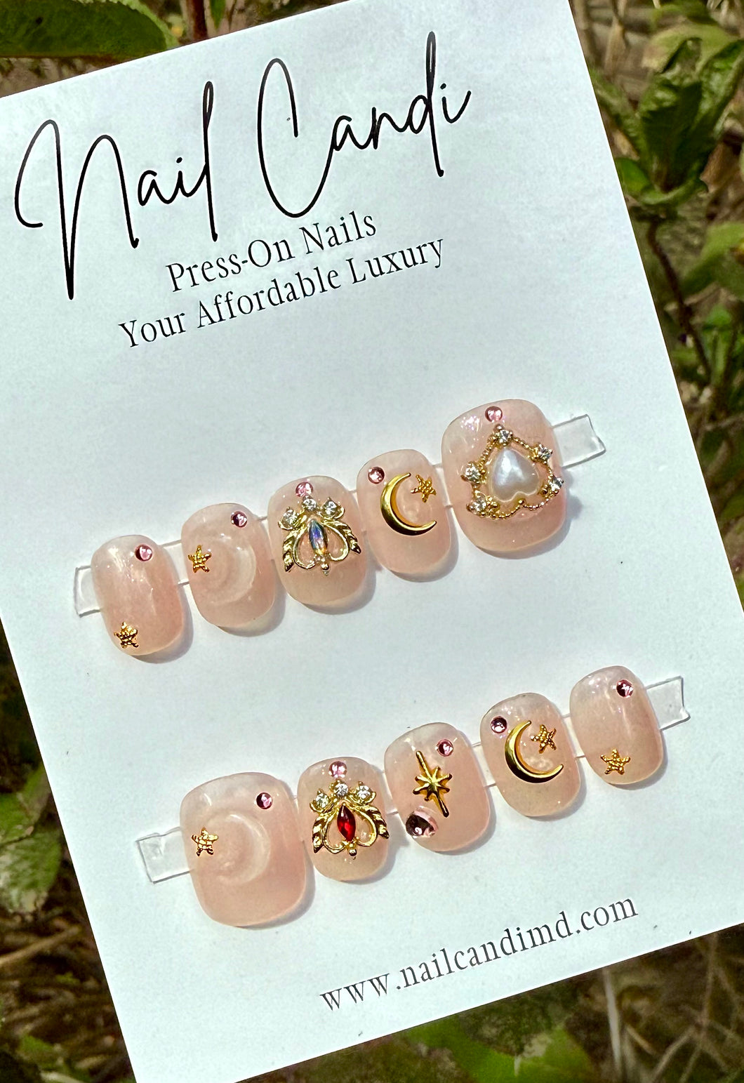Handmade Short Rounded Square Sheet Nude Charm Nails