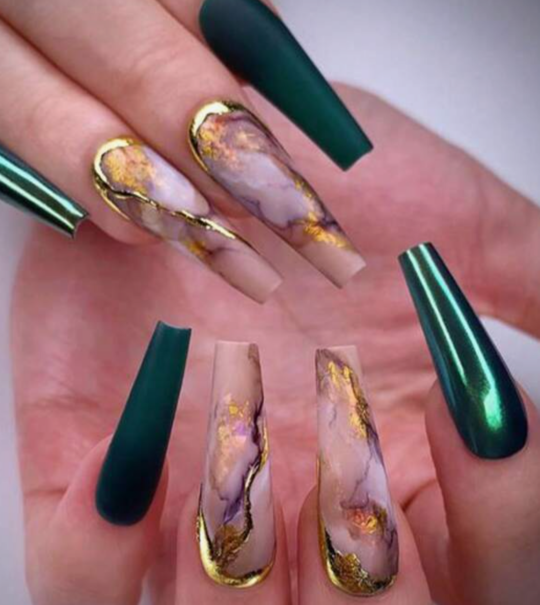 Techno | Long Coffin Green Nude Marble Nails