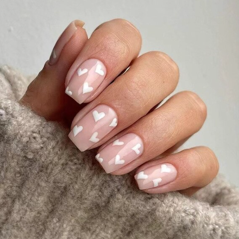 Willa | Short Nude Heart Accent Nails
