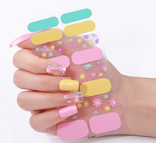 Load image into Gallery viewer, Groovy Gel Nails
