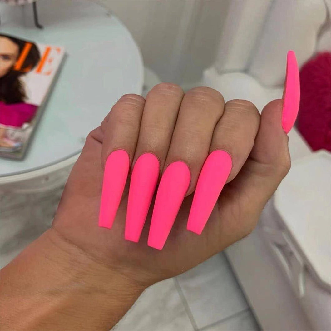 Bubble Gum | Solid Pink Nails