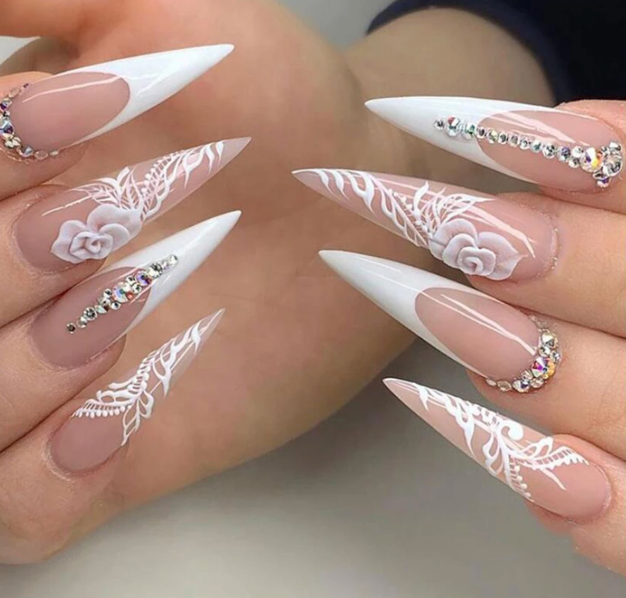Tulle | Long Stiletto Lace Crystal Nails